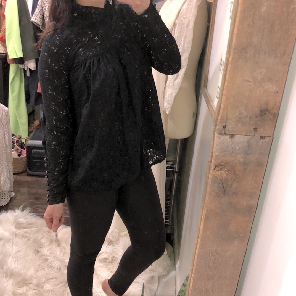 Tracy Reese New York size 4 black lacey boho top